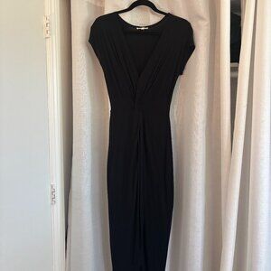 Black bodycon dress!
